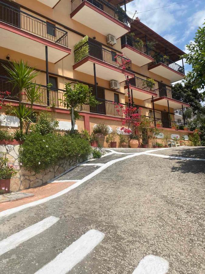 Vasiliki See View Apartments Barbáti Kültér fotó