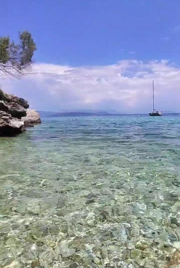 Vasiliki See View Apartments Barbáti Kültér fotó
